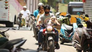 Family Padam's poster