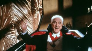 Dracula: Dead and Loving It's poster