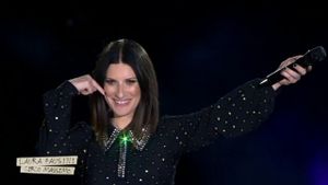 Laura Pausini - Fatti Sentire World Tour 2018's poster