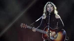 Paula Fernandes - Amanhecer Ao Vivo's poster