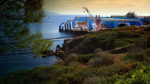 Raising the Costa Concordia's poster