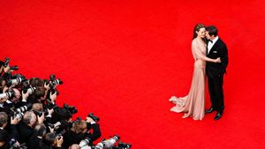 Brad and Angelina: The Rise & Fall of a Hollywood Marriage's poster