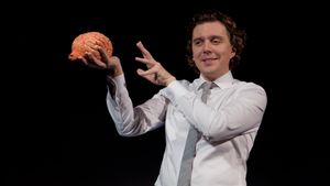 Alex Vizorek est une œuvre d'art's poster