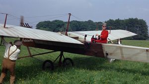 Those Magnificent Men in Their Flying Machines or How I Flew from London to Paris in 25 Hours 11 Minutes's poster
