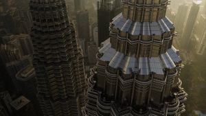 Megastructures: Petronas Towers's poster