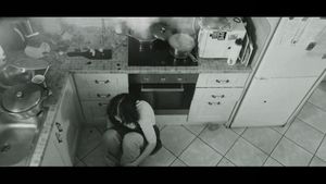 In Pieces's poster