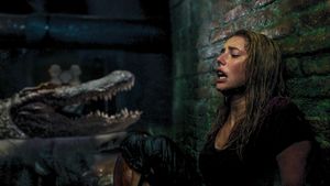 Crawl's poster