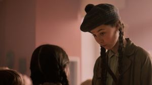 The Railway Children Return's poster