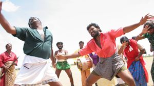 Paruthiveeran's poster
