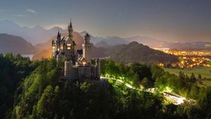 Neuschwanstein Castle - King Ludwig's Dream's poster