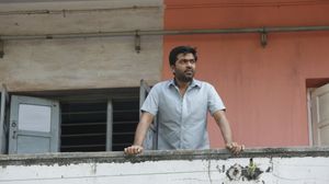 Vendhu Thanindhathu Kaadu's poster