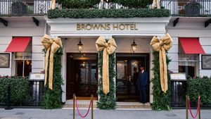 A Very British Hotel at Christmas's poster