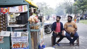 Nenjamundu Nermaiyundu Odu Raja's poster