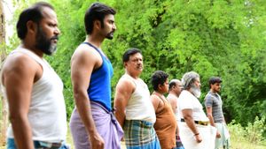 Pattathu Arasan's poster