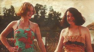 Heavenly Creatures's poster
