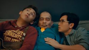 One Night at School's poster