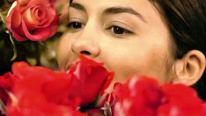 He Loves Me, He Loves Me Not's poster