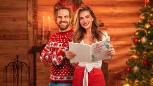 The Holiday Dating Guide's poster