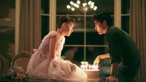 Sixteen Candles's poster