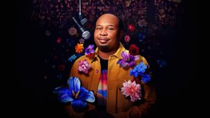 Roy Wood Jr.: Lonely Flowers's poster