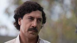 Loving Pablo's poster