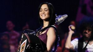 Julieta Venegas: MTV Unplugged's poster