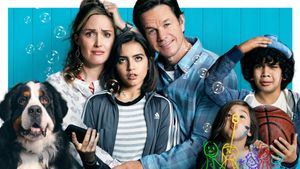 Instant Family's poster