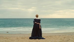 Portrait of a Lady on Fire's poster