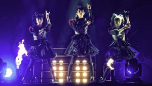 BABYMETAL Live at Wembley - WORLD TOUR 2016 - The SSE Arena, Wembley's poster
