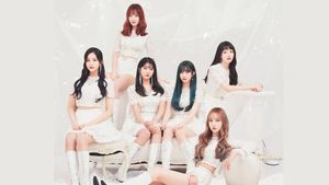 2018 GFRIEND FIRST CONCERT 'Season of GFRIEND' ENCORE's poster