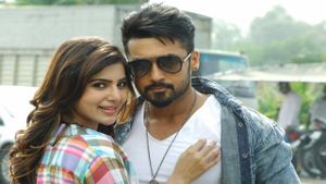 Anjaan's poster
