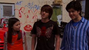 Drake & Josh Go Hollywood's poster