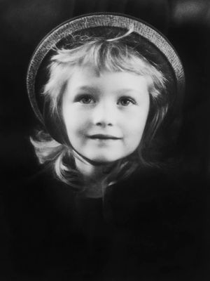 I’m the Girl - The Story of a Photograph's poster