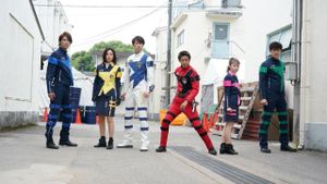 Tokusou Sentai Dekaranger 20th: Fireball Booster's poster