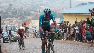 Breaking Through: The Rise of African Cycling's poster