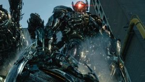 Transformers: Dark of the Moon's poster