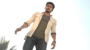 Thuppakki's poster