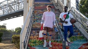 White Men Can't Jump's poster