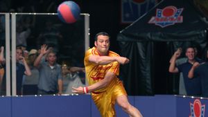 Dodgeball: A True Underdog Story's poster
