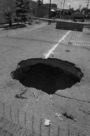 Sinkhole's poster