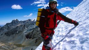Touching the Void's poster
