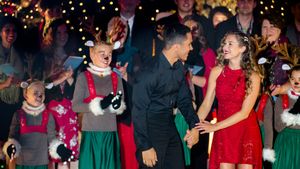Enchanted Christmas's poster