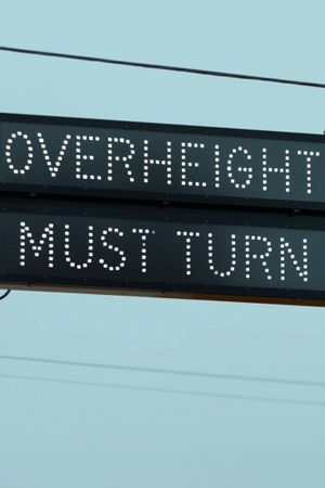 OVERHEIGHT MUST TURN's poster