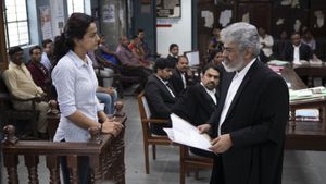 Nerkonda Paarvai's poster