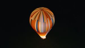 Balloon's poster