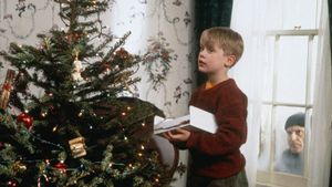Home Alone's poster