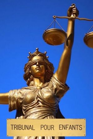 Tribunal pour enfants's poster