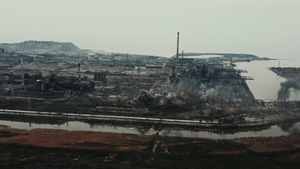 Mariupol: The People's Story's poster