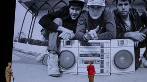 Awesome; I Shot That!'s poster