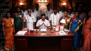 Karathey Babu's poster